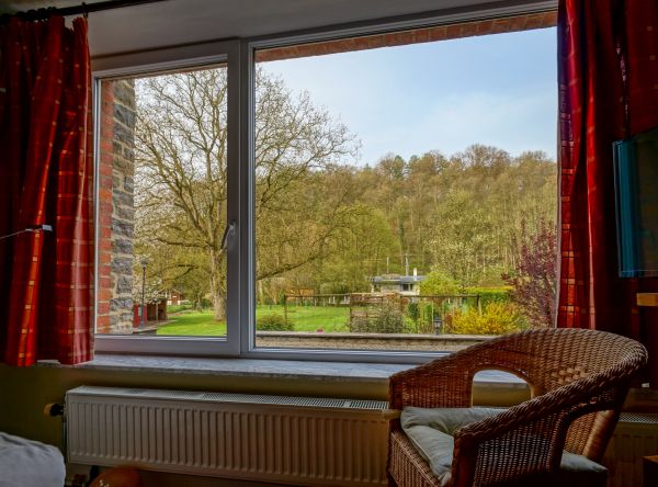 Fiberglass Window Repair in Frederick