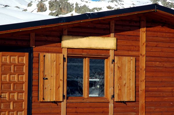Cabin Window Repair in Frederick